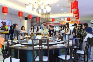 ຼֺ׶԰Уٰ촺Ž